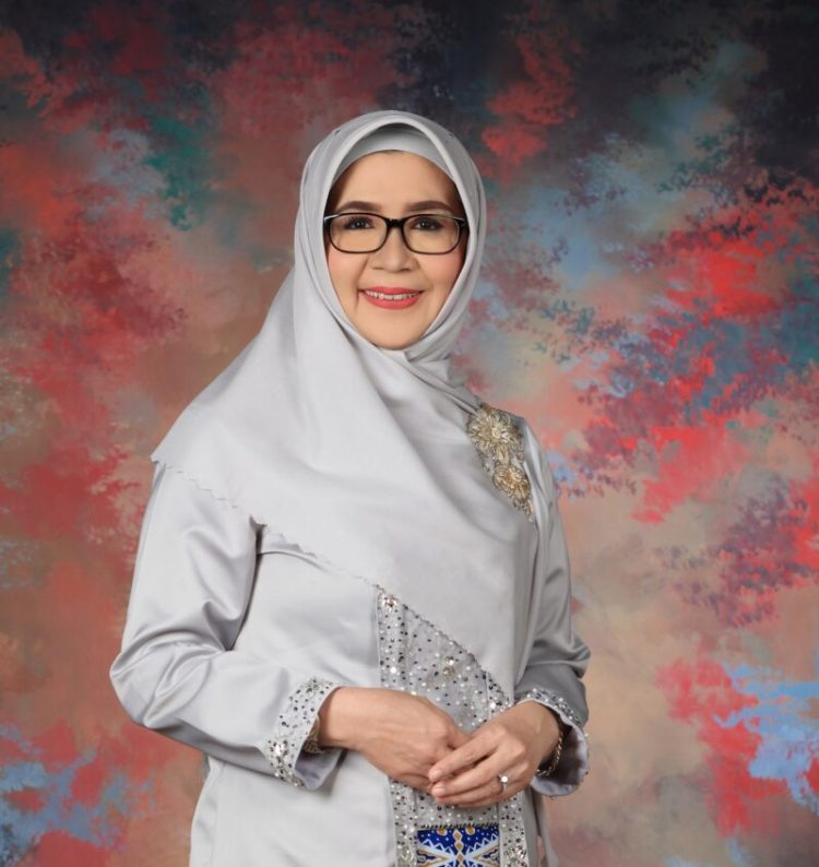 Pasangan Septi Istiqlal dan Ade Abdul Rochim Dapat Rekomendasi dari Gerindra Maju di Pilkada Pesisir Barat