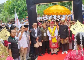 Pasangan Saleh Asnawi-Agus Suranto Daftar ke KPU Tanggamus