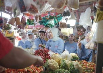 Borong Dagangan, Jihan Grebek Pasar Cimeng