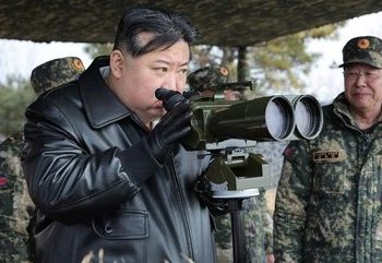 Korut Tembakkan Rudal Balistik ke Laut Timur, Korsel Siaga Penuh