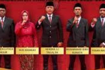 Setelah Diberhentikan, 5 Komisioner KPU Fakfak juga Dilaporkan ke Polisi