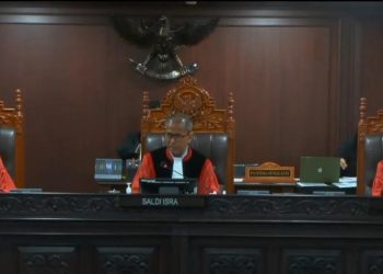 Majelis Hakim MK Soroti Dugaan Kejanggalan SKPI Aries Sandi dalam Sengketa Pilkada Pesawaran