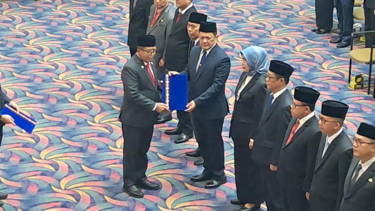 Pj Gubernur Lampung Lantik 12 Pejabat Eselon II, Minta Fokus pada Kinerja dan Pelayanan Publik