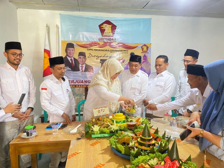 DPC Gerindra Pringsewu Peringati HUT ke-17, Umi Laila: Kader Harus Terus Berjuang