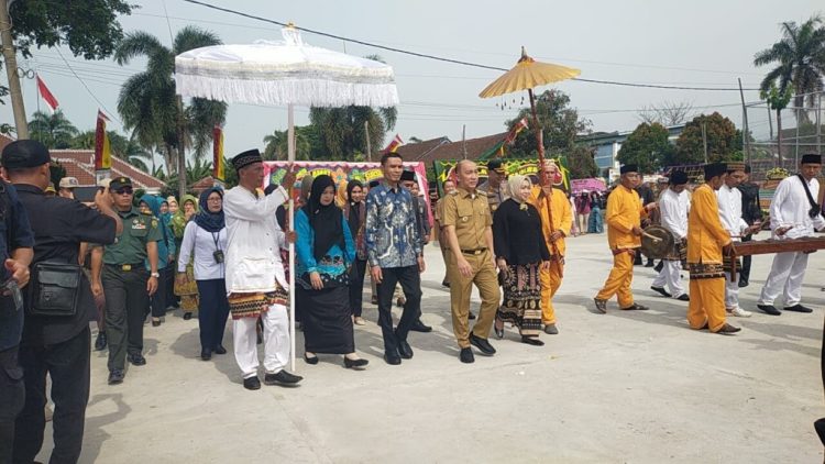 PJ Bupati dan Wakil Bupati Terpilih Resmikan Taman Kota Ir. Soekarno di Tanggamus