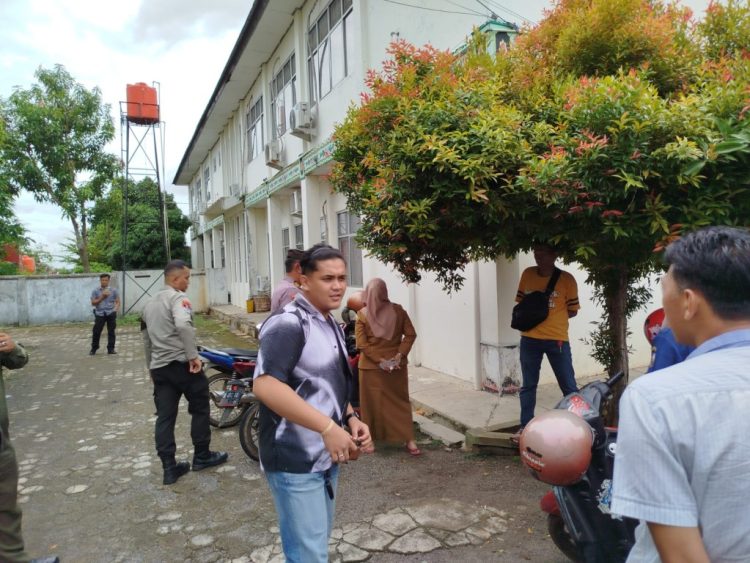 CCTV Mati, Motor Pegawai Bappeda Lampura Raib di Halaman Pemkab