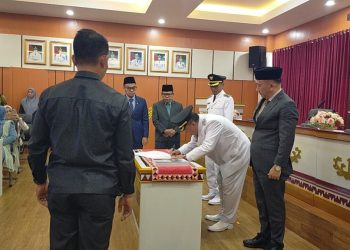 Hari Pertama Kerja, Bupati Tanggamus Resmi Sertijab dengan PJ Bupati: Babak Baru Pembangunan Dimulai