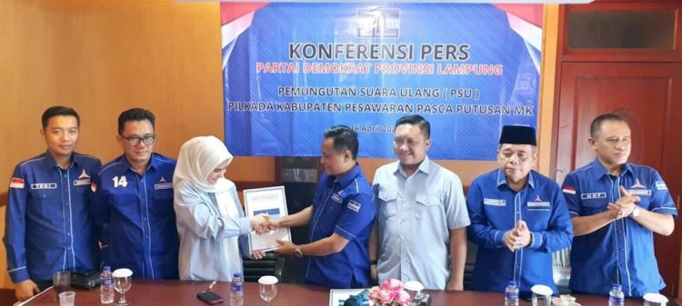 DPD Demokrat Lampung Resmi Dukung Paslon 02 Nanda-Antonius di PSU Pesawaran 2025