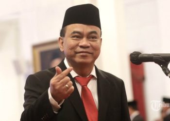 Budi Arie vs PDI-P: Dari Menteri Kominfo Jadi Kompor Info!