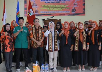 Tegaskan Peran Strategis Perempuan, Hj. Nanda Indira Lantik Pengurus Srikandi Pemuda Pancasila Pesawaran
