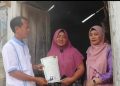 Tanpa Gengsi, Kepala SMA Negeri 2 Kalianda Blusukan Antar Ijazah Gratis ke Rumah Alumni