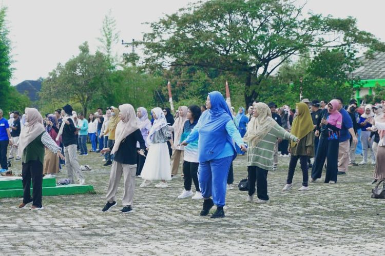Wabup Pringsewu Ajak ASN Kurangi Plastik Sekali Pakai: Bawa Tumbler dan Tas Belanja Sendiri