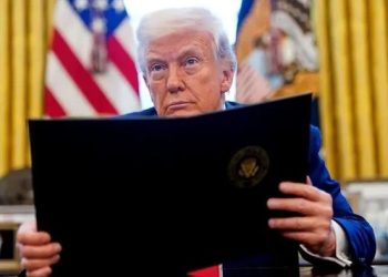 Trump Berlakukan Larangan Perjalanan Baru, 12 Negara Tak Lagi Bisa Masuk AS