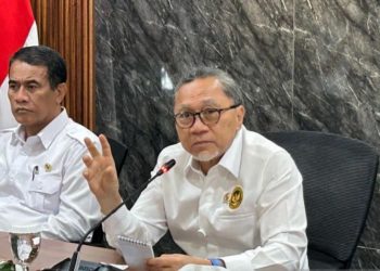 Zulhas Desak Kemenkeu Cairkan Rp6 Triliun untuk Serap 1 Juta Ton Jagung Petani!