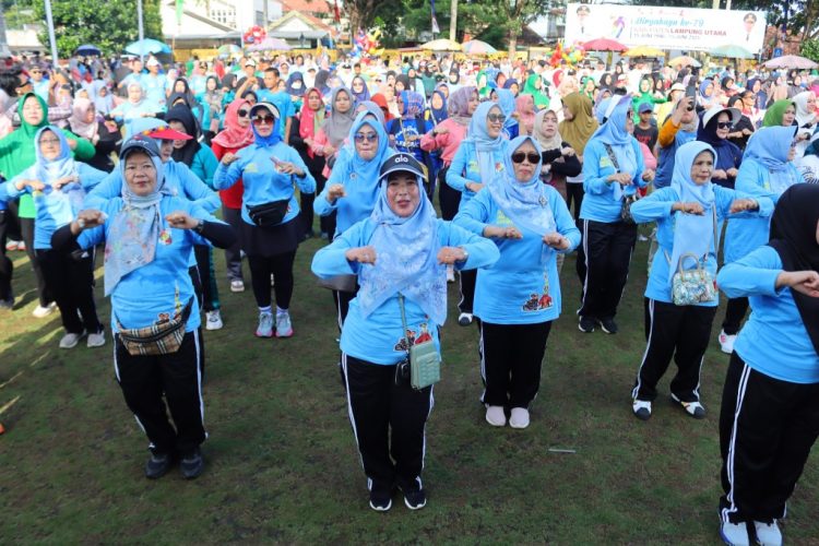 Meriahkan HUT ke-79 Lampung Utara, Bupati-Wakil Bupati Ajak Warga Jaga Sehat dan Lestarikan Budaya