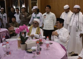 Habib Rizieq Shihab Hadiri Makan Siang dan Doa Bersama di Rumah Jabatan Bupati Lampung Utara