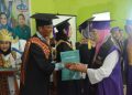 Pemkab Lampung Tengah Wisuda 36 Lansia Sekolah Harum Sejahtra, Bukti Usia Bukan Halangan untuk Belajar