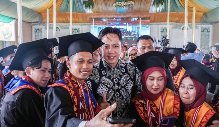 Wisuda Perdana Universitas Islam An Nur: 1.800 Lulusan Resmi Diwisuda, Pemkab Lampung Selatan Hadirkan Hadiah Infrastruktur