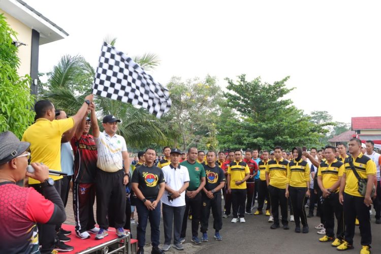 Semarak Hari Bhayangkara ke-79, Polres Pesawaran Gelar Olahraga Bersama Lintas Instansi