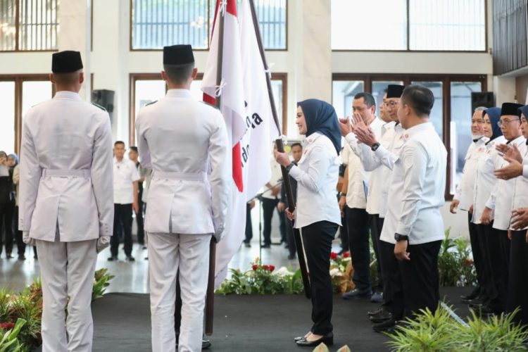 PMI Lampung Resmi Dilantik, Jusuf Kalla dan Gubernur Mirza Ajak Perkuat Semangat Kemanusiaan di Bumi Ruwa Jurai