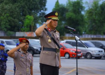 Sat Polairud Polres Pesawaran Ikuti Tabur Bunga di Laut, Hormati Jasa Pahlawan di Hari Bhayangkara ke-79