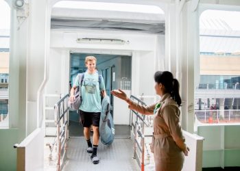 ASDP Ajak Penumpang Beli Tiket Mandiri dan Isi Manifest Sesuai Identitas