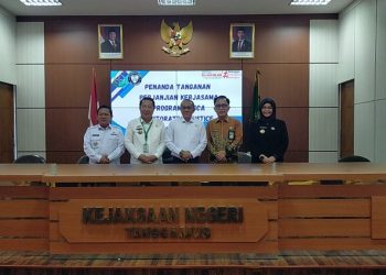 kejari tanggamus tanda tangani kerja sama program pasca restorative justice untuk dukung rehabilitasi mantan pelaku