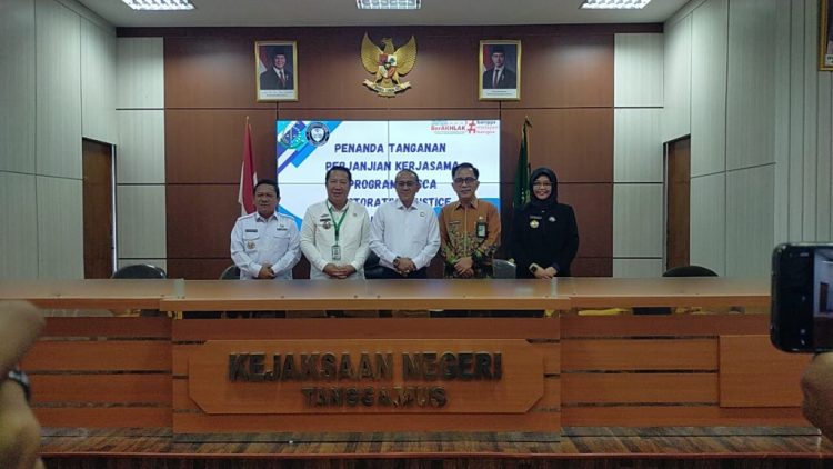 kejari tanggamus tanda tangani kerja sama program pasca restorative justice untuk dukung rehabilitasi mantan pelaku