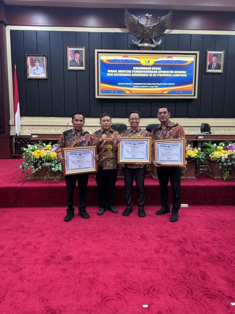 Toreh Prestasi, Kabupaten Pesawaran Raih Penghargaan Pelayanan Publik dari Kementerian PANRB