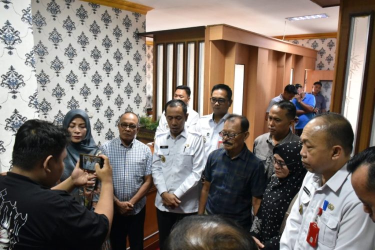 Dengar Suara Pedagang, Pemkab Lampung Utara Turunkan Harga Kios dan Perluas Ukuran di Proyek Revitalisasi Pasar