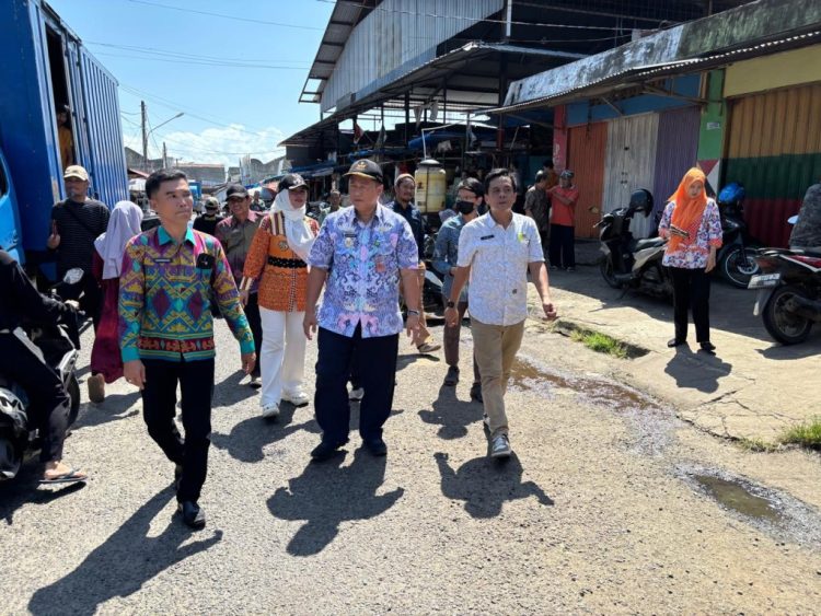 Bupati Tanggamus Sambut Tim Penilai Adipura dan TPA Kalimiring dari Kementerian LHK