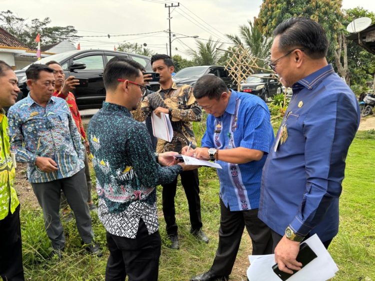 Tim Kemendagri dan Kemen PUPR Tinjau Calon Lokasi SPPG di Tanggamus