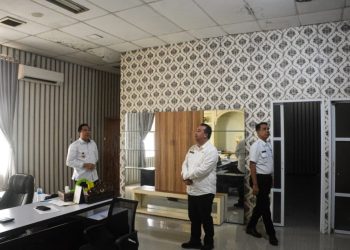 Sekretaris Daerah Lampung Tengah Welly Adiwantra Tinjau Fasilitas Sekretariat Daerah untuk Optimalkan Pelayanan