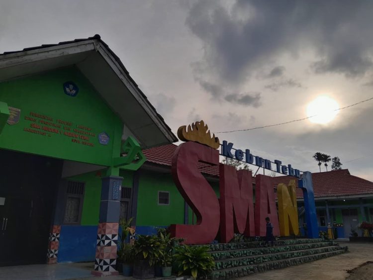 SMAN 1 Kebun Tebu Raih Penghargaan Sekolah Adiwiyata Provinsi Lampung 2025, Bukti Komitmen Lingkungan