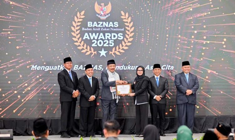 Bupati Pesawaran Nanda Indira Raih Baznas Award 2025 untuk Dukungan Digitalisasi Zakat