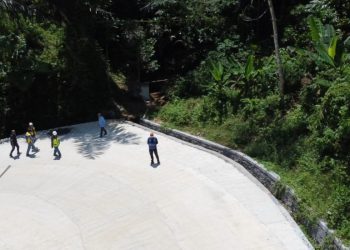 Jalan Umbar–Putih Doh di Tanggamus Selesai Diperbaiki, Warga Sambut Dengan Lega