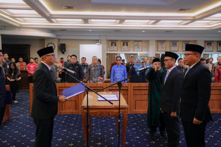 Resmi Dilantik, Anang Pimpin Bappeda dan Rendi Nahkodai BKD Lampung