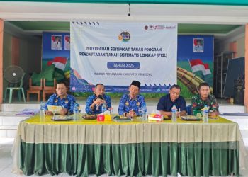 PN Pringsewu Bagikan 200 Sertipikat PTSL di Pekon Gading Rejo, Wujud Kepastian Hukum Bagi Masyarakat