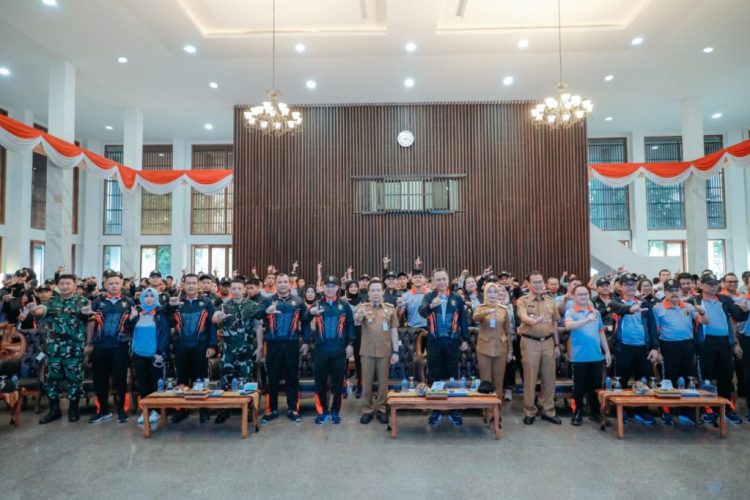 Sekdaprov Marindo Kurniawan Lepas 80 Atlet Kontingen Bela Diri Lampung untuk PON II 2025 di Kudus