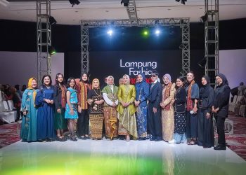Lampung Fashion Tendance 2025 Resmi Dibuka, Tampilkan Desainer Internasional dan Model Inklusif