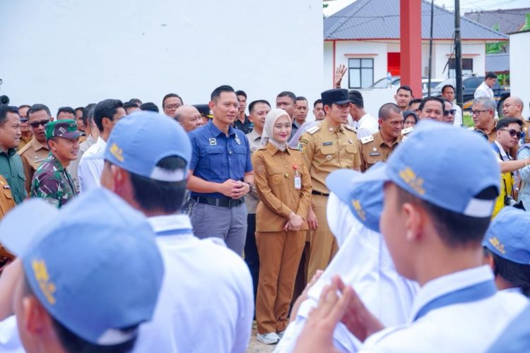 Menko AHY dan Wagub Lampung Tinjau SRMA 32 Lampung Selatan, Pastikan Fasilitas Pendidikan Berkualitas untuk Generasi Muda