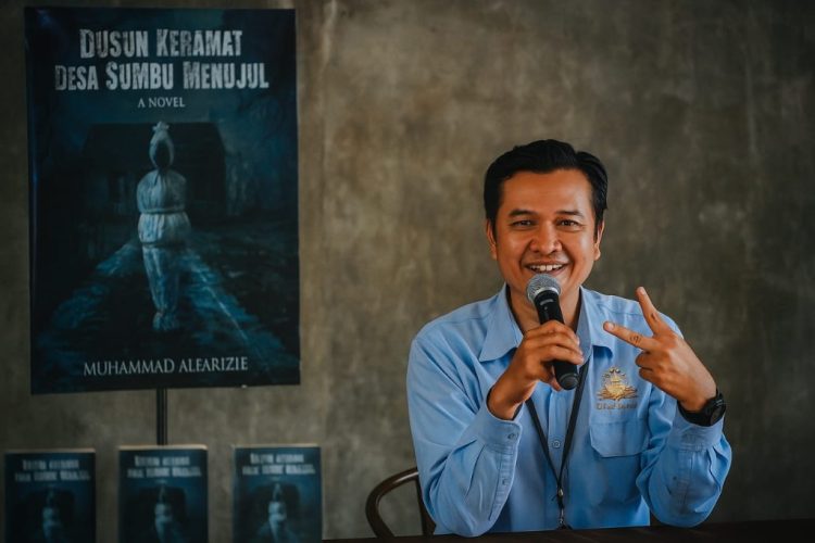 Penulis Muda Bandar Lampung Rilis Manuskrip Horor “Dusun Keramat Desa Sumber Muncul”, Cari Donatur untuk Penerbitan