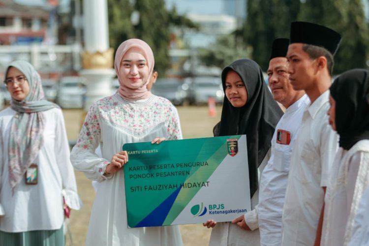 Santri Lampung Didorong Jaga Nilai Kebangsaan dan Majukan Peradaban di Hari Santri Nasional 2025
