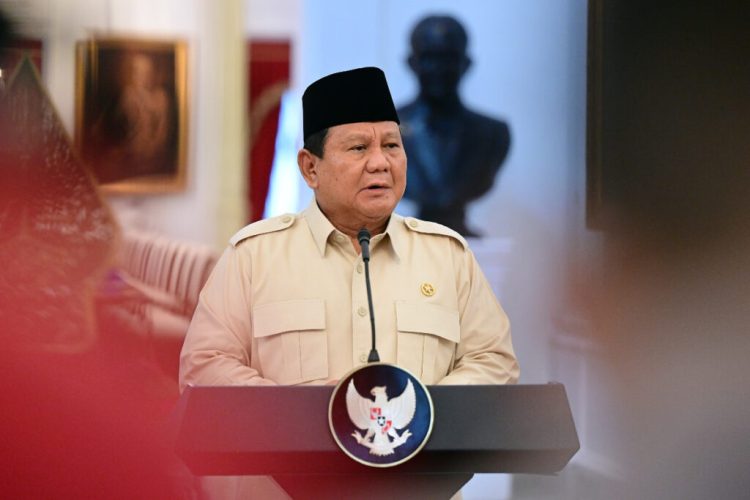 JURUS SAKTI PRESIDEN PRABOWO: STABILITAS POLITIK DAN INVESTASI ALA SILAT MENTERENG