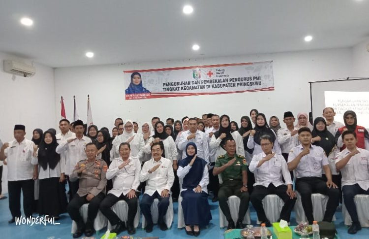 PMI Pringsewu Perkuat Kemanusiaan: Pengurus Kecamatan Dikukuhkan, Siap Berikan Layanan Cepat dan Profesional