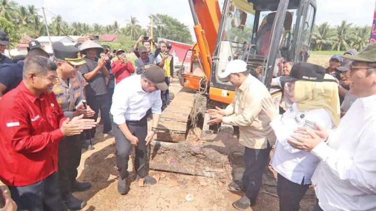 Politik Infrastruktur dan Janji Pembangunan