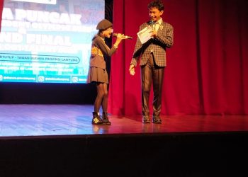 Gaya Klasik Anggun C Sasmi Klasik Hentak Panggung Got Talent Lampung