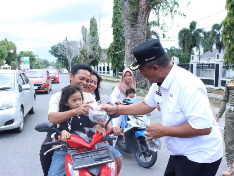 Bukan Cuma Bangun Jalan, Lampung Tengah Bangun Kesadaran