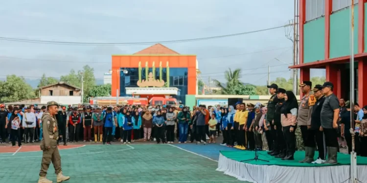 Pemprov dan Pemkot Gelar Aksi Bersih Serentak di Pulau Pasaran