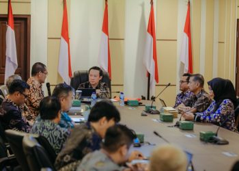 Sekdaprov Lepas Kontingen PWI Lampung Hadiri HPN 2026 di Banten